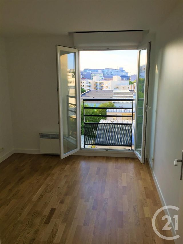 Appartement F3 à louer - 3 pièces - 64.0 m2 - LE KREMLIN BICETRE - 94 - ILE-DE-FRANCE - Century 21 K.B. Immobilier