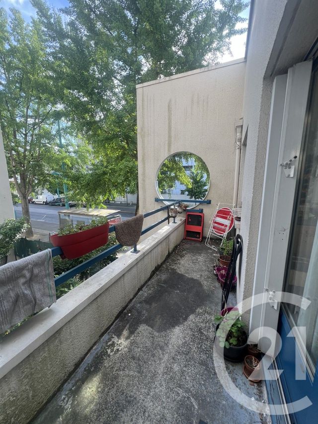 Appartement T4 à louer - 4 pièces - 93.52 m2 - ARCUEIL - 94 - ILE-DE-FRANCE - Century 21 K.B. Immobilier