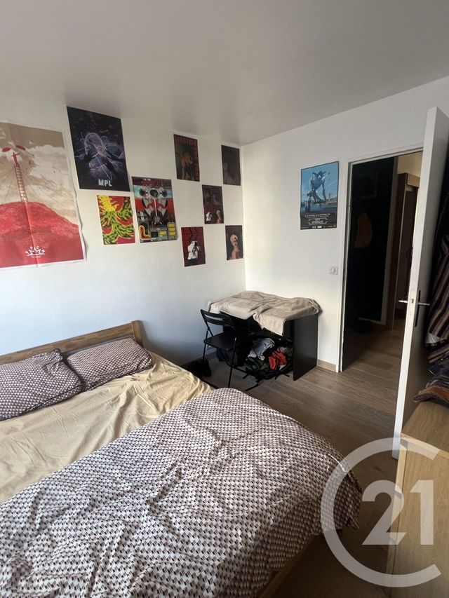 Appartement T4 à louer - 4 pièces - 93.52 m2 - ARCUEIL - 94 - ILE-DE-FRANCE - Century 21 K.B. Immobilier