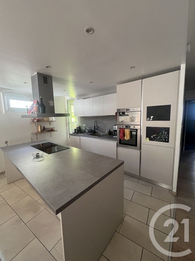 Appartement T4 à louer - 4 pièces - 93.52 m2 - ARCUEIL - 94 - ILE-DE-FRANCE - Century 21 K.B. Immobilier