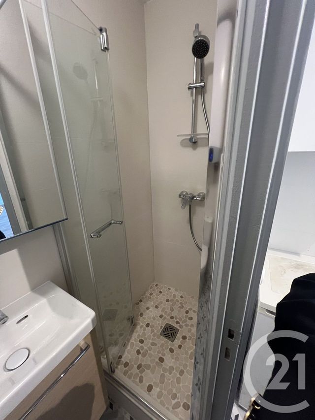 Appartement Studio à louer - 1 pièce - 21.11 m2 - CACHAN - 94 - ILE-DE-FRANCE - Century 21 K.B. Immobilier
