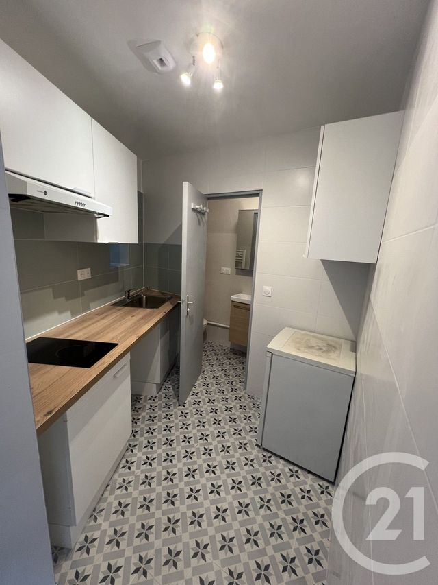 Appartement Studio à louer - 1 pièce - 21.11 m2 - CACHAN - 94 - ILE-DE-FRANCE - Century 21 K.B. Immobilier