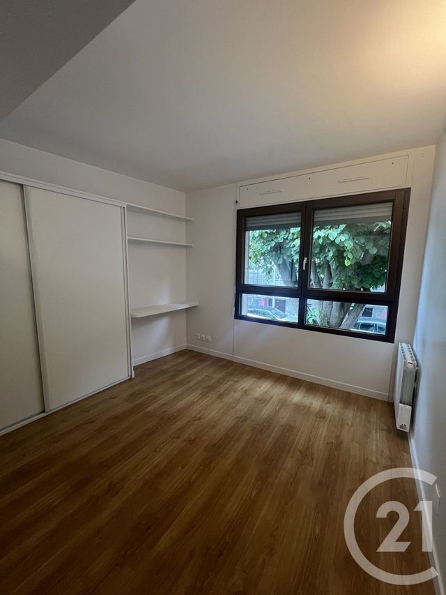 Appartement F3 à louer - 3 pièces - 51.34 m2 - LE KREMLIN BICETRE - 94 - ILE-DE-FRANCE - Century 21 K.B. Immobilier