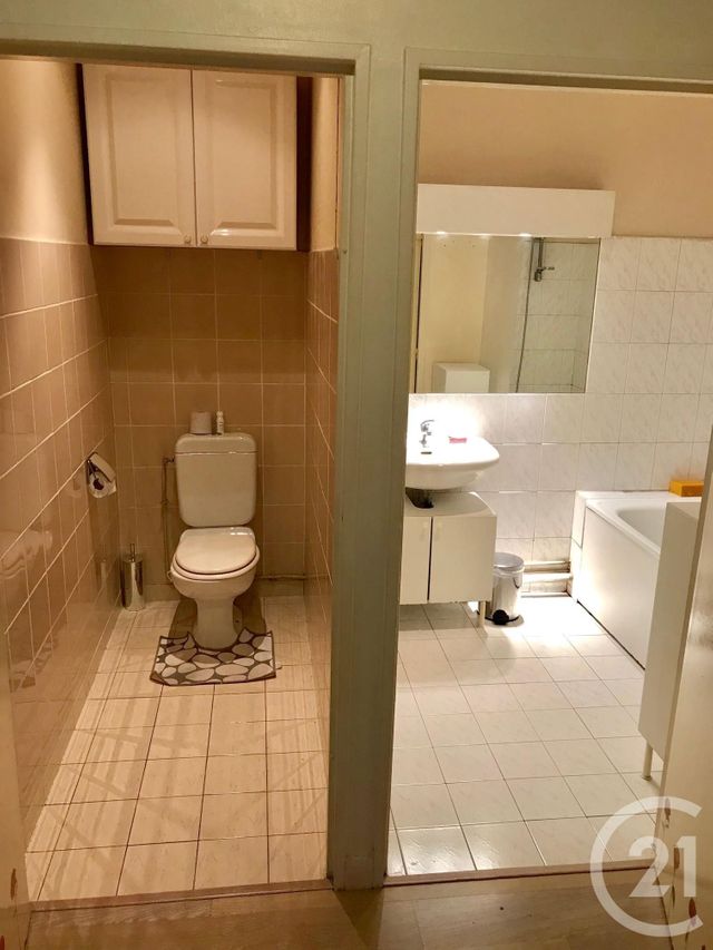 Appartement F1 à louer - 1 pièce - 36.02 m2 - LE KREMLIN BICETRE - 94 - ILE-DE-FRANCE - Century 21 K.B. Immobilier