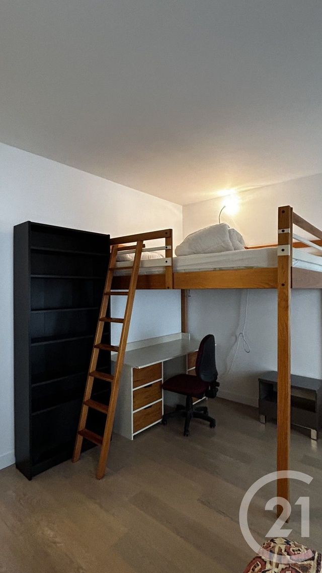 Appartement F1 à louer - 1 pièce - 36.02 m2 - LE KREMLIN BICETRE - 94 - ILE-DE-FRANCE - Century 21 K.B. Immobilier