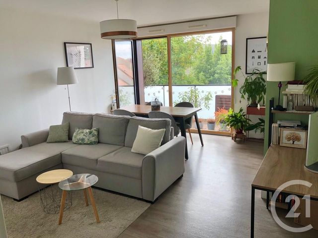 Appartement F3 à louer - 3 pièces - 67.4 m2 - LE KREMLIN BICETRE - 94 - ILE-DE-FRANCE - Century 21 K.B. Immobilier