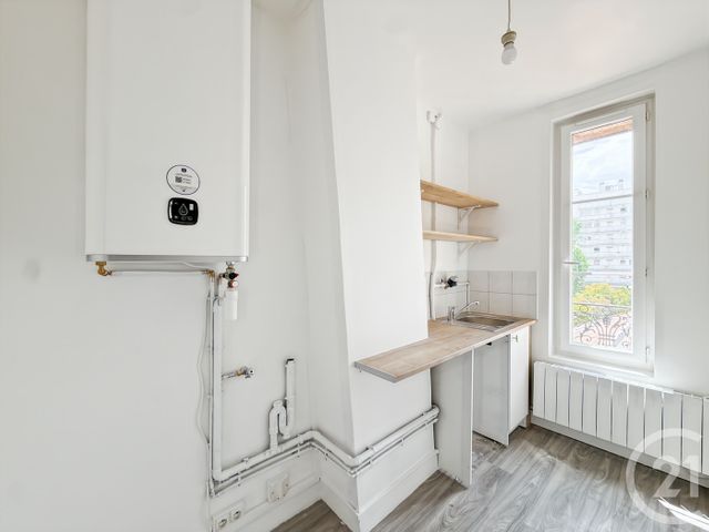 Appartement F1 à louer - 1 pièce - 19.64 m2 - LE KREMLIN BICETRE - 94 - ILE-DE-FRANCE - Century 21 K.B. Immobilier