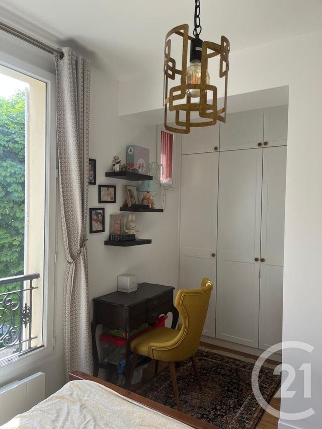 Appartement T3 à louer - 3 pièces - 77.07 m2 - PARIS - 75016 - ILE-DE-FRANCE - Century 21 K.B. Immobilier