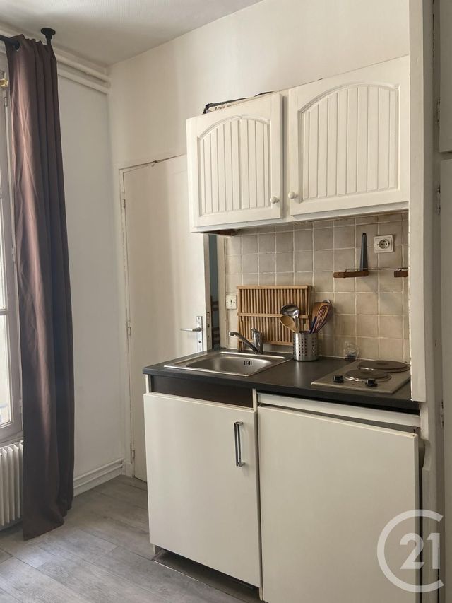 Appartement F1 à louer PARIS