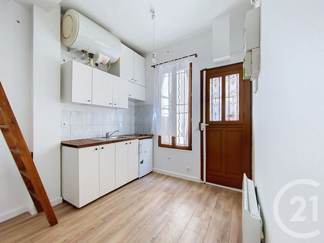 Appartement F1 à vendre - 1 pièce - 12.0 m2 - LE KREMLIN BICETRE - 94 - ILE-DE-FRANCE - Century 21 K.B. Immobilier