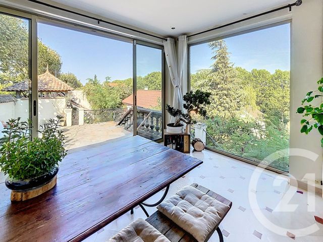 maison à vendre - 9 pièces - 169.0 m2 - ST MAUR DES FOSSES - 94 - ILE-DE-FRANCE - Century 21 K.B. Immobilier