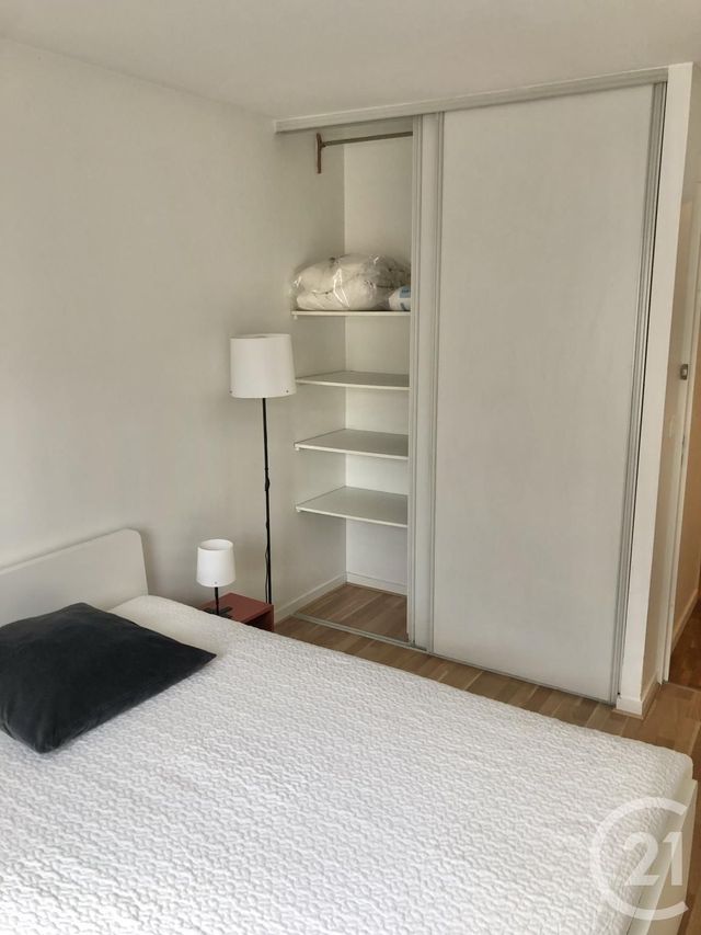 Appartement F2 à louer - 2 pièces - 42.0 m2 - LE KREMLIN BICETRE - 94 - ILE-DE-FRANCE - Century 21 K.B. Immobilier