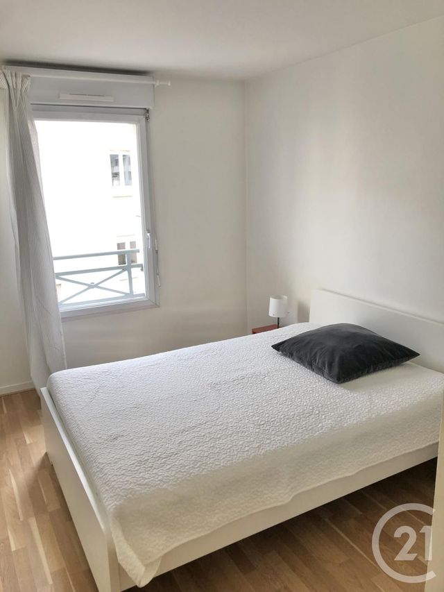 Appartement F2 à louer - 2 pièces - 42.0 m2 - LE KREMLIN BICETRE - 94 - ILE-DE-FRANCE - Century 21 K.B. Immobilier