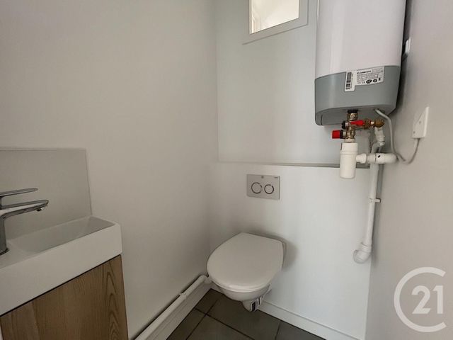 Appartement F2 à louer - 2 pièces - 37.18 m2 - LE KREMLIN BICETRE - 94 - ILE-DE-FRANCE - Century 21 K.B. Immobilier
