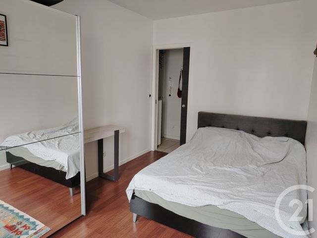 Appartement T2 à louer - 2 pièces - 41.56 m2 - LE KREMLIN BICETRE - 94 - ILE-DE-FRANCE - Century 21 K.B. Immobilier