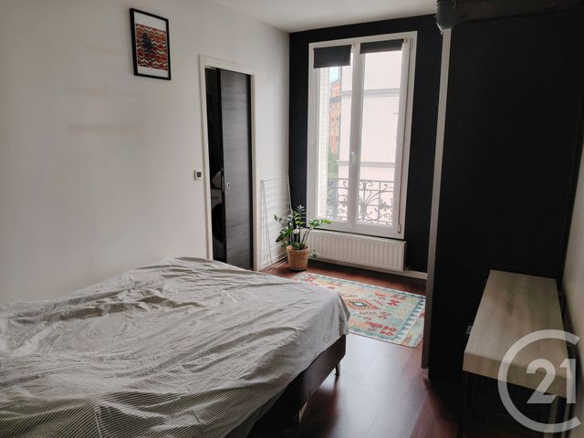 Appartement T2 à louer - 2 pièces - 41.56 m2 - LE KREMLIN BICETRE - 94 - ILE-DE-FRANCE - Century 21 K.B. Immobilier