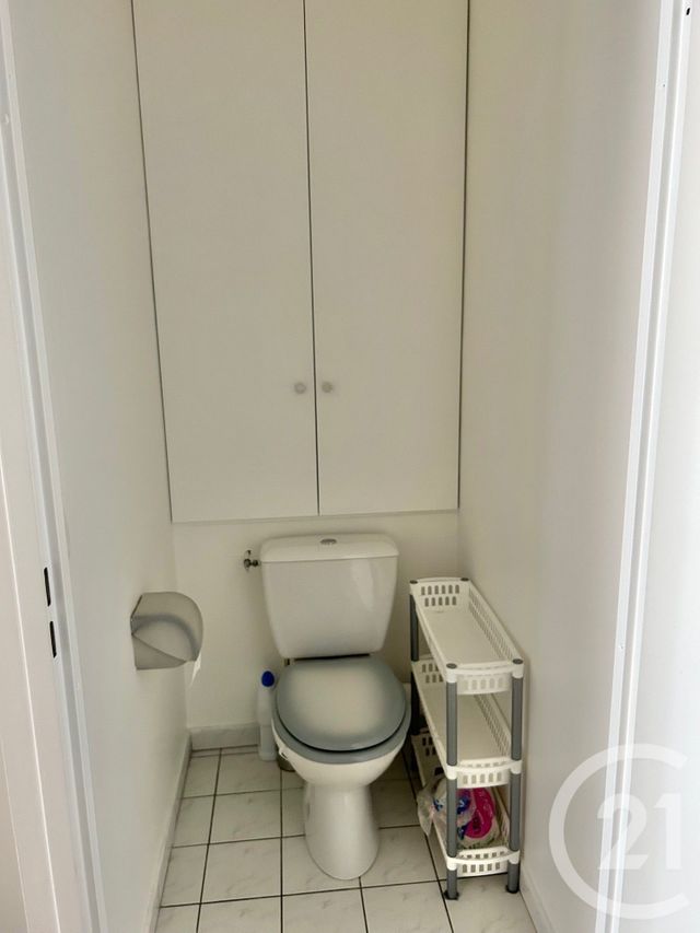 Appartement F2 à louer - 2 pièces - 38.59 m2 - LE KREMLIN BICETRE - 94 - ILE-DE-FRANCE - Century 21 K.B. Immobilier