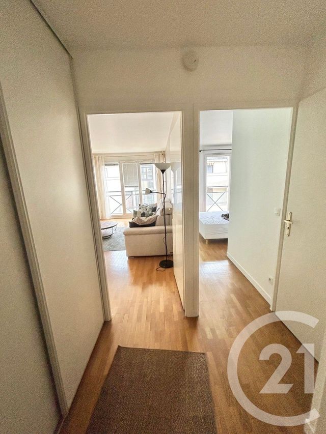 Appartement F2 à louer - 2 pièces - 38.59 m2 - LE KREMLIN BICETRE - 94 - ILE-DE-FRANCE - Century 21 K.B. Immobilier
