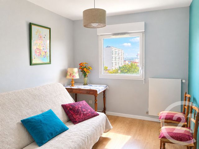 Appartement F3 à vendre - 4 pièces - 83.0 m2 - IVRY SUR SEINE - 94 - ILE-DE-FRANCE - Century 21 K.B. Immobilier