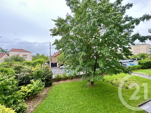 Appartement F2 à louer - 2 pièces - 41.05 m2 - VILLEJUIF - 94 - ILE-DE-FRANCE - Century 21 K.B. Immobilier