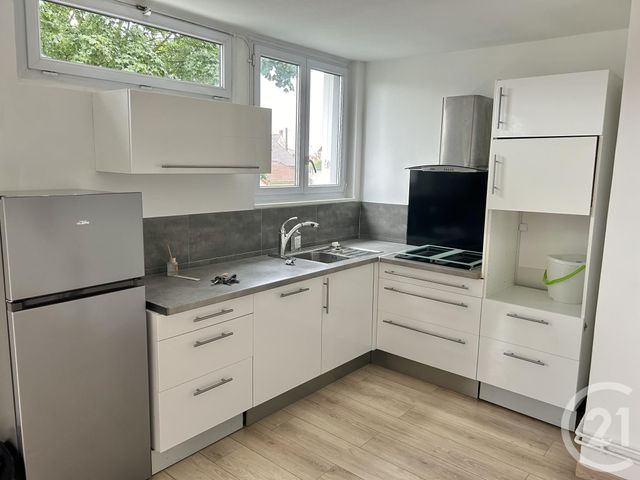 Appartement F2 à louer - 2 pièces - 41.05 m2 - VILLEJUIF - 94 - ILE-DE-FRANCE - Century 21 K.B. Immobilier