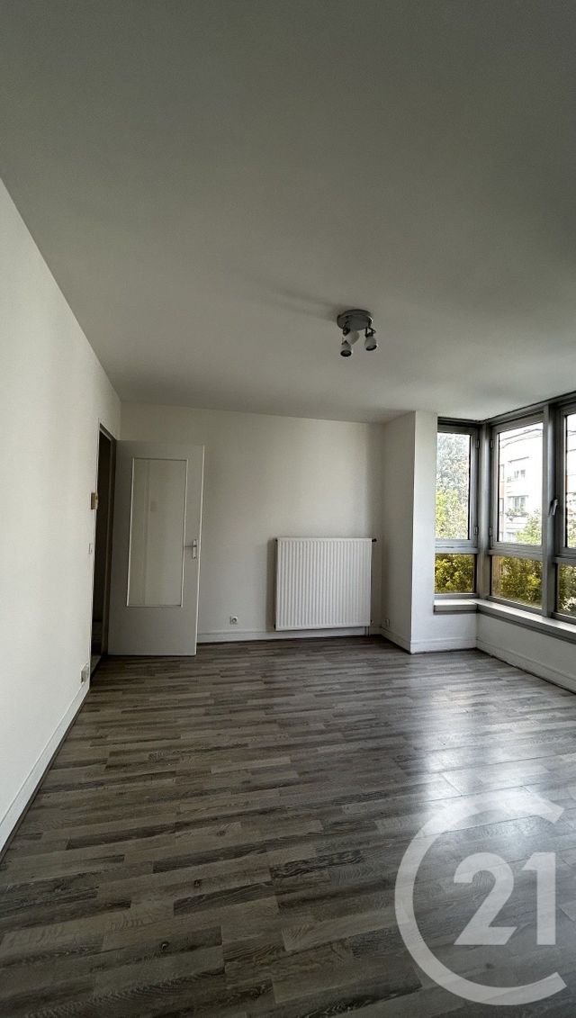 Appartement F1 à louer LE KREMLIN BICETRE