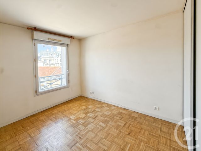 Appartement T2 à louer - 2 pièces - 45.51 m2 - LE KREMLIN BICETRE - 94 - ILE-DE-FRANCE - Century 21 K.B. Immobilier