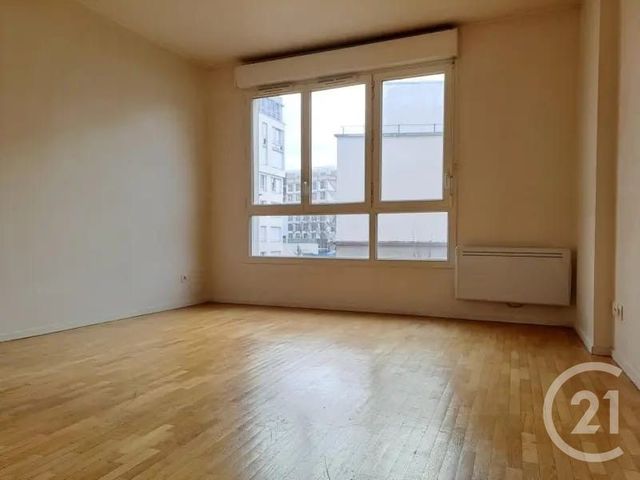 Appartement T1 à louer - 1 pièce - 28.21 m2 - VILLEJUIF - 94 - ILE-DE-FRANCE - Century 21 K.B. Immobilier