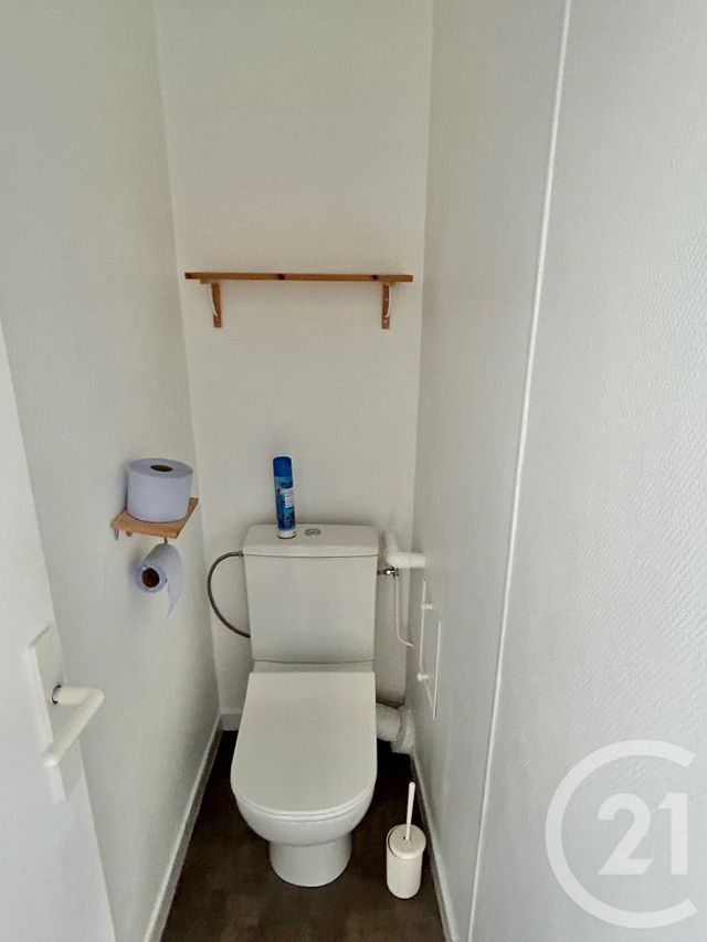 Appartement F3 à louer - 3 pièces - 63.41 m2 - LE KREMLIN BICETRE - 94 - ILE-DE-FRANCE - Century 21 K.B. Immobilier