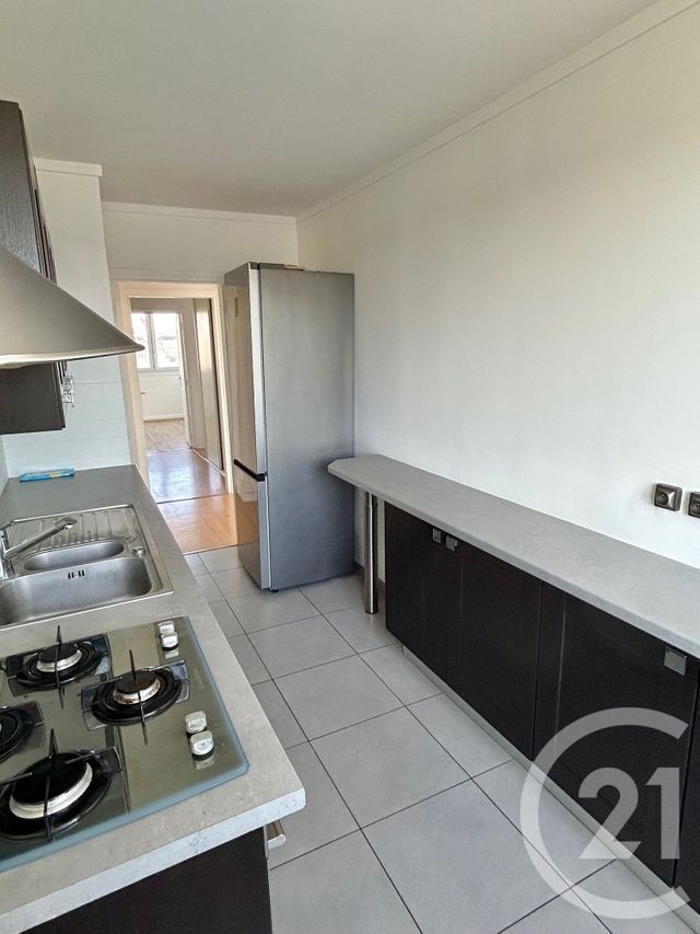Appartement F3 à louer - 3 pièces - 63.41 m2 - LE KREMLIN BICETRE - 94 - ILE-DE-FRANCE - Century 21 K.B. Immobilier