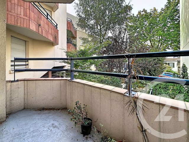 Appartement F2 à vendre - 2 pièces - 49.34 m2 - LE KREMLIN BICETRE - 94 - ILE-DE-FRANCE - Century 21 K.B. Immobilier