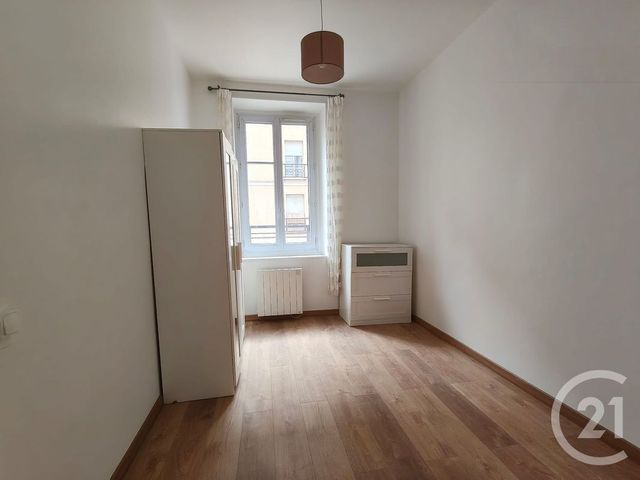Appartement F2 à vendre - 2 pièces - 26.0 m2 - LE KREMLIN BICETRE - 94 - ILE-DE-FRANCE - Century 21 K.B. Immobilier