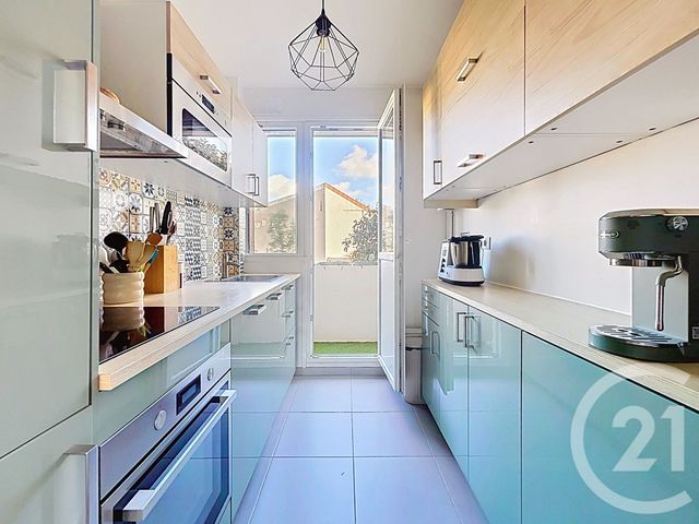 Appartement F3 à vendre - 3 pièces - 65.0 m2 - ST MAUR DES FOSSES - 94 - ILE-DE-FRANCE - Century 21 K.B. Immobilier