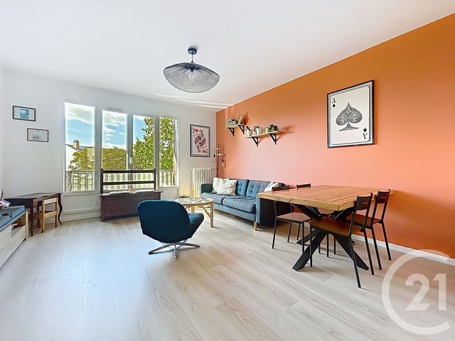Appartement F3 à vendre - 3 pièces - 65.0 m2 - ST MAUR DES FOSSES - 94 - ILE-DE-FRANCE - Century 21 K.B. Immobilier