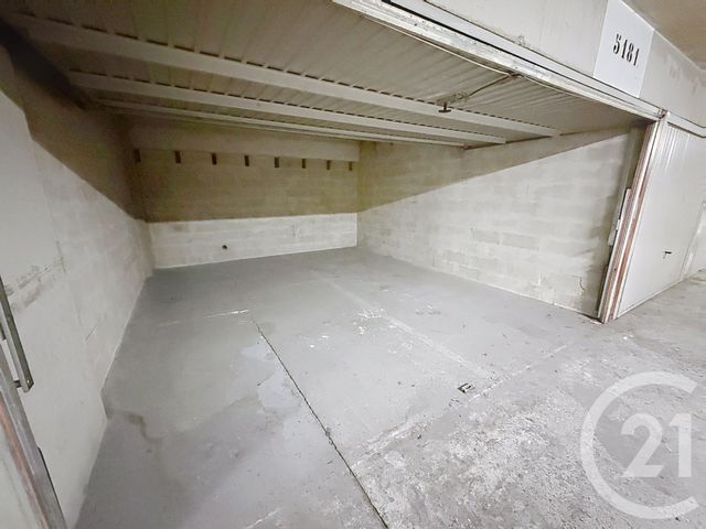 parking à vendre - 21.32 m2 - LE KREMLIN BICETRE - 94 - ILE-DE-FRANCE - Century 21 K.B. Immobilier