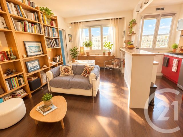 Appartement F2 à vendre - 2 pièces - 38.0 m2 - LE KREMLIN BICETRE - 94 - ILE-DE-FRANCE - Century 21 K.B. Immobilier