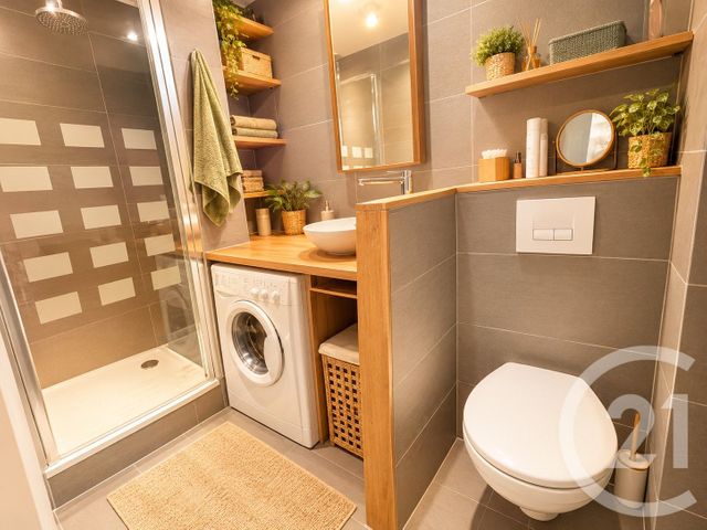 Appartement F2 à vendre - 2 pièces - 38.0 m2 - LE KREMLIN BICETRE - 94 - ILE-DE-FRANCE - Century 21 K.B. Immobilier